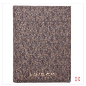 MICHAEL KORS BEDFORD TRAVEL PASSPORT!!! NWT